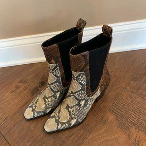 Dolce Vita Boots - New